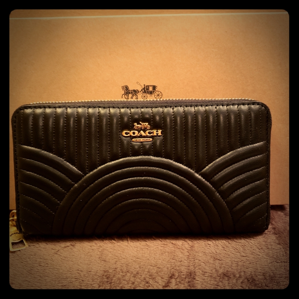 Coach deco quilted wallet